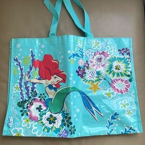 Vera Bradley tote bag